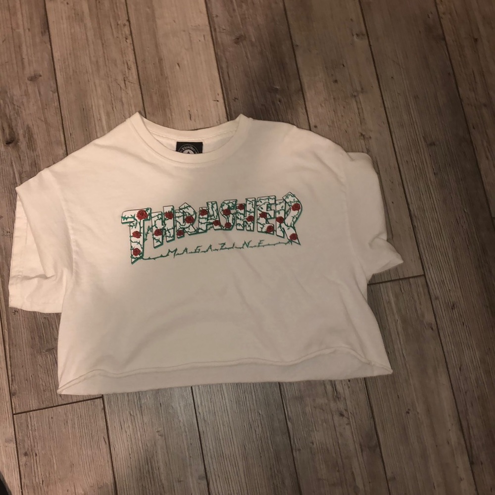 THRASHER CROP TOP WITH ROSES